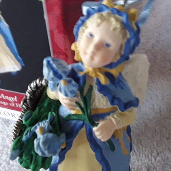 Hallmark Iris Angel, 1998 - Picture 2 of 4